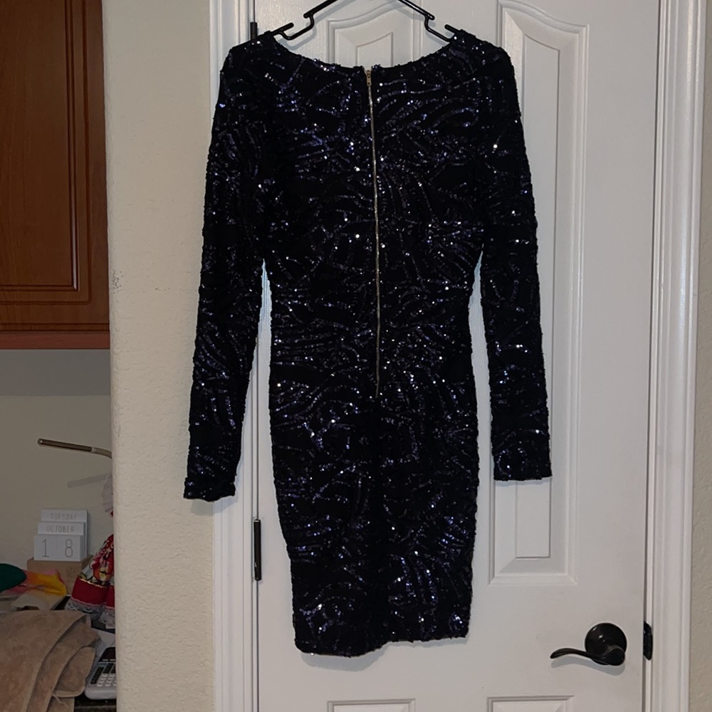 FASHION NOVA PARTY DRESS - Picture 5 of 8